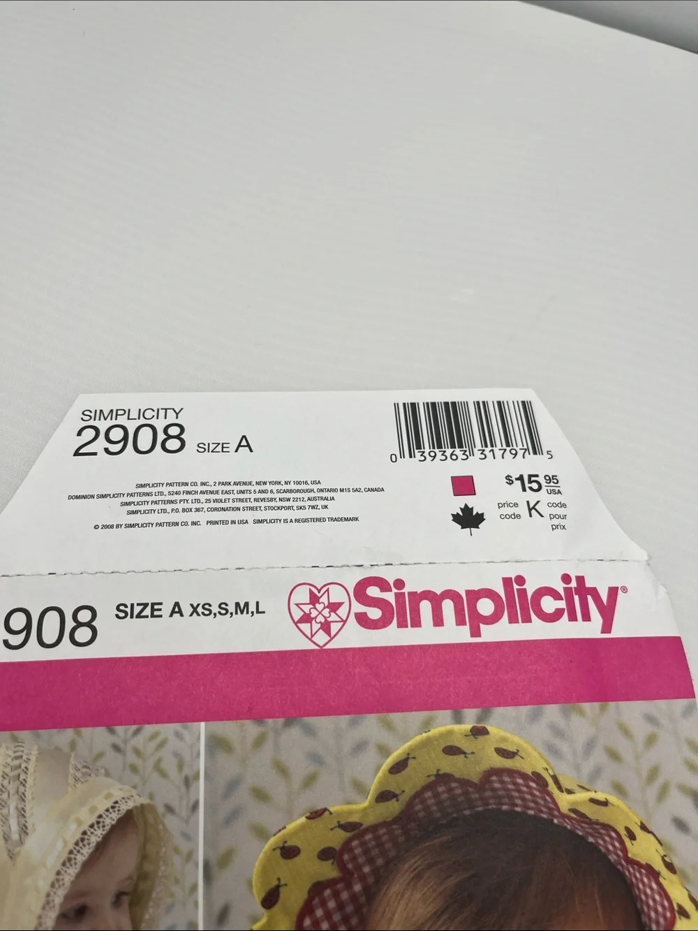 Simplicity pattern scalloped
